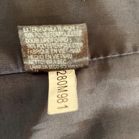 Tahari (Arthur Levine) - women’s blazer. Size 12 - Picture 5 of 10